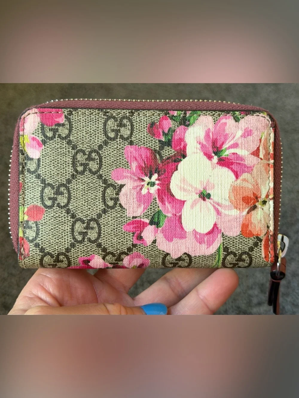 Gucci blooms zip around card case